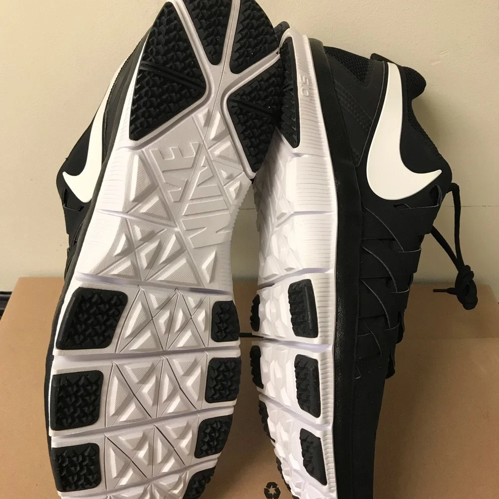 Nike Free Trainer Size 17